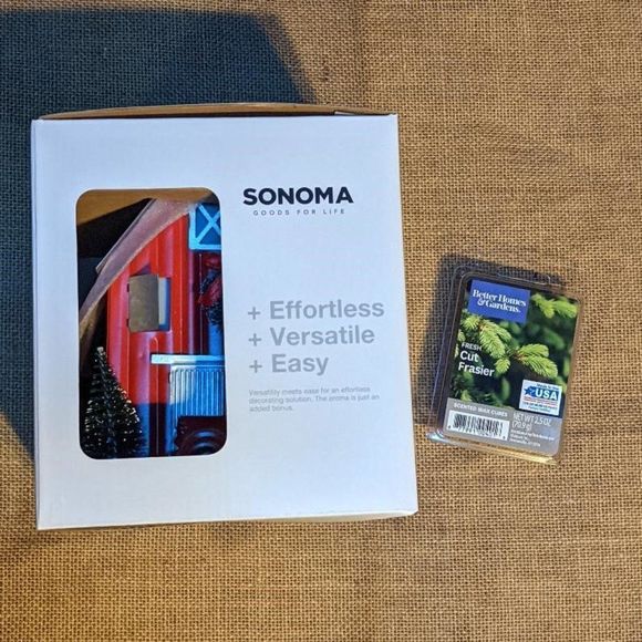 🆕Sonoma Electric Winter Barn with Truck Wax Warmer & Wax Cubes - Picture 2 of 3